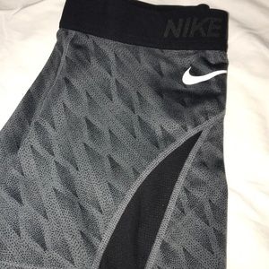Nike pro